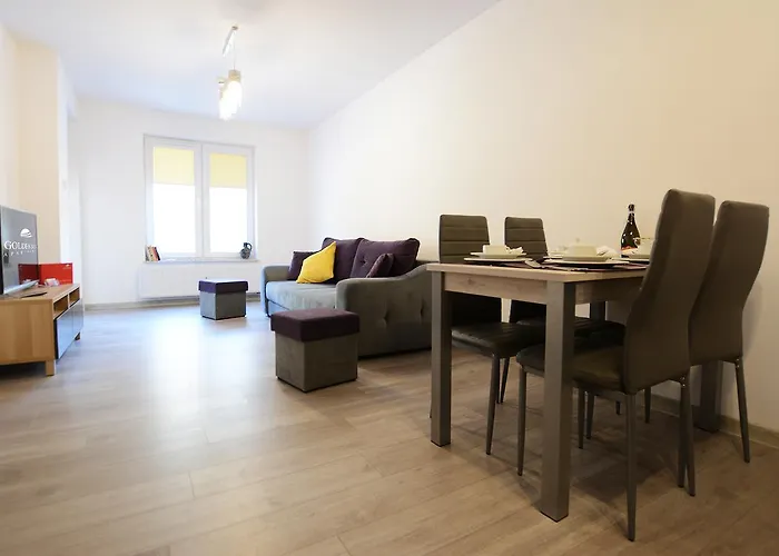 Polanki Park-kryty Basen *